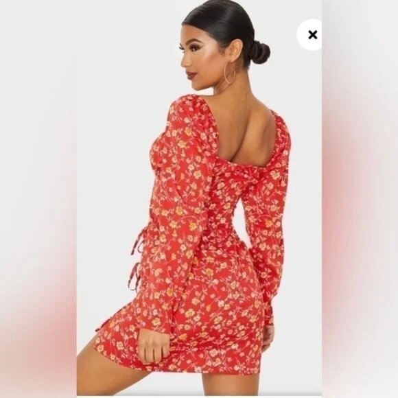 PrettyLittleThing | Red Floral Dress - Picture 7 of 9